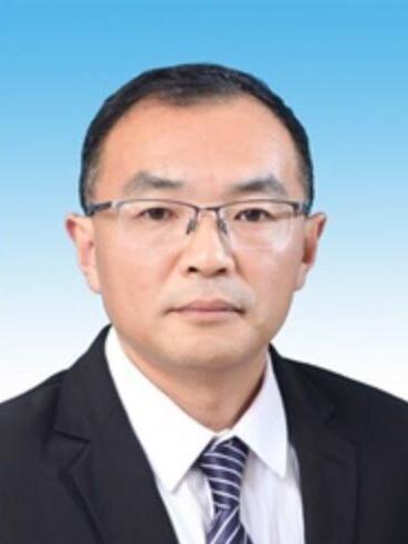 楊剛(四川省綿陽市平武縣農機監理站站長、三級主任科員) 楊剛(四川省綿陽市平武縣農機監理站站長、三級主任科員)