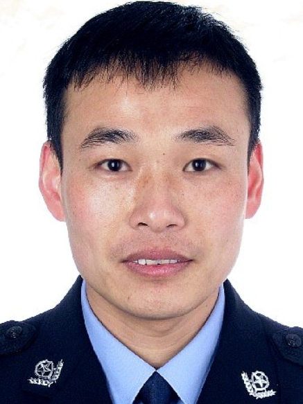 蔡超(安徽省阜陽市公安局潁泉分局黨委副書記、政委) 蔡超(安徽省阜陽市公安局潁泉分局黨委副書記、政委)