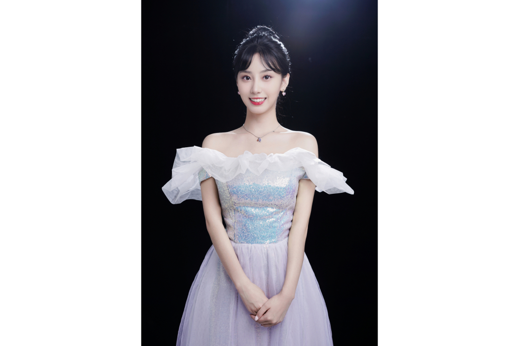 張澤宇(中國內地女演員) 張澤宇(中國內地女演員)