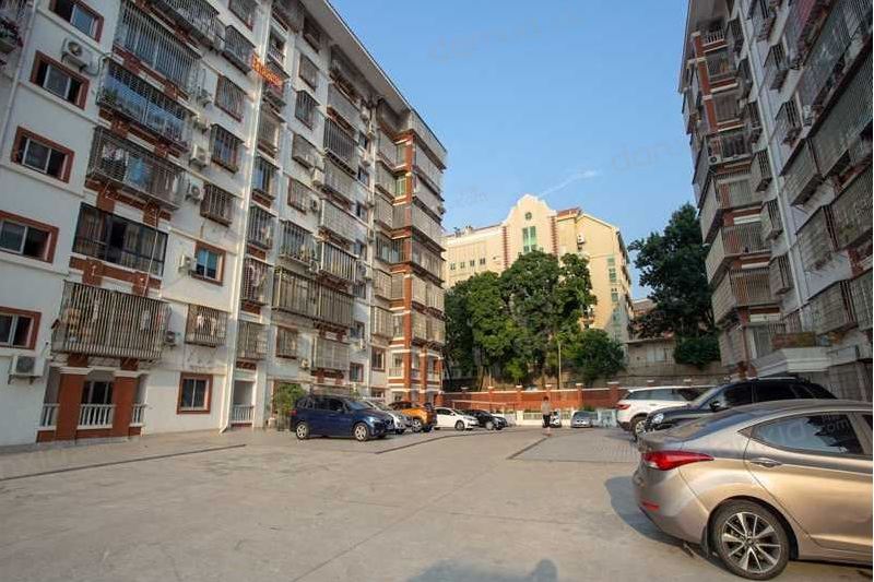岑西路 岑西路