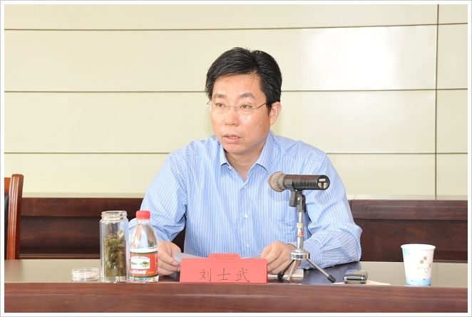 劉士武(江蘇農民培訓學院黨委副書記、院長) 劉士武(江蘇農民培訓學院黨委副書記、院長)