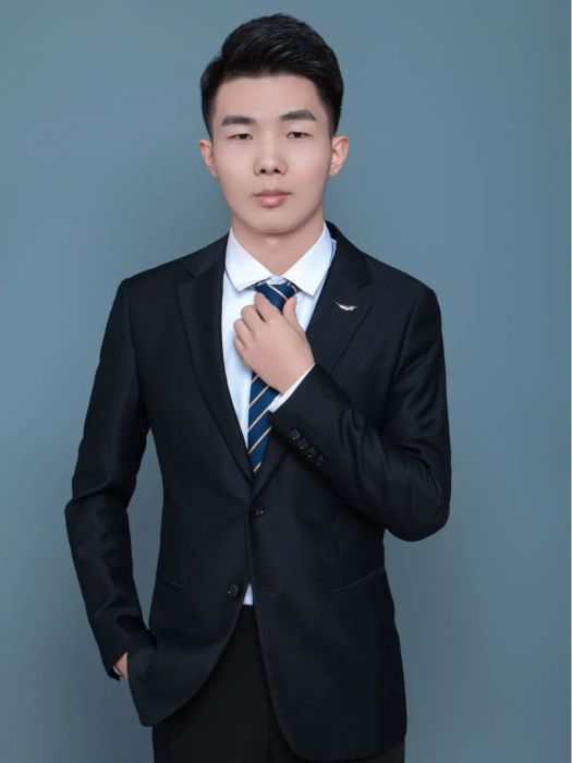 曾慶彬(七件事集團產品與商業模式設計師) 曾慶彬(七件事集團產品與商業模式設計師)