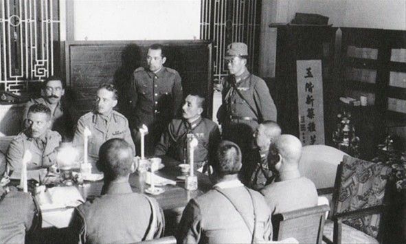 1941年12月25日，酒井隆隨即暫代香港總督職務。