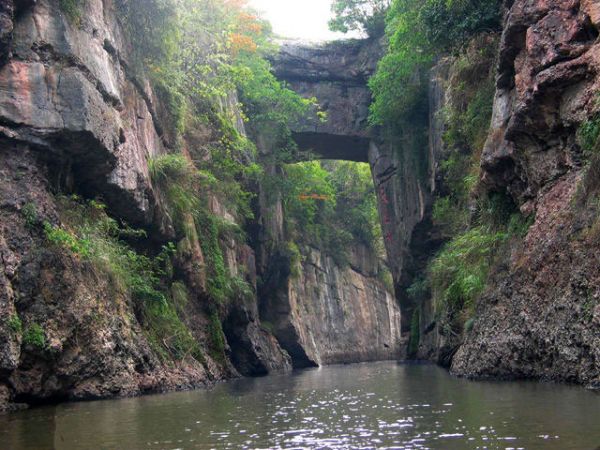 天生橋(貴州省黎平縣天生橋)