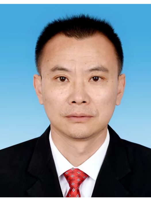 楊興中(山東省濟寧市魚台縣委教育工委委員、縣教育和體育局黨組成員、縣紀委監委駐縣教育體育局紀檢監察組組長) 楊興中(山東省濟寧市魚台縣委教育工委委員、縣教育和體育局黨組成員、縣紀委監委駐縣教育體育局紀檢監察組組長)