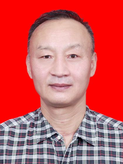 張毅(鄂州市經濟和信息化局二級調研員) 張毅(鄂州市經濟和信息化局二級調研員)