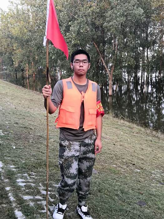 周亮宇 周亮宇