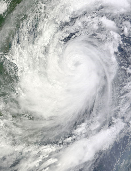 颱風凱薩娜 衛星雲圖