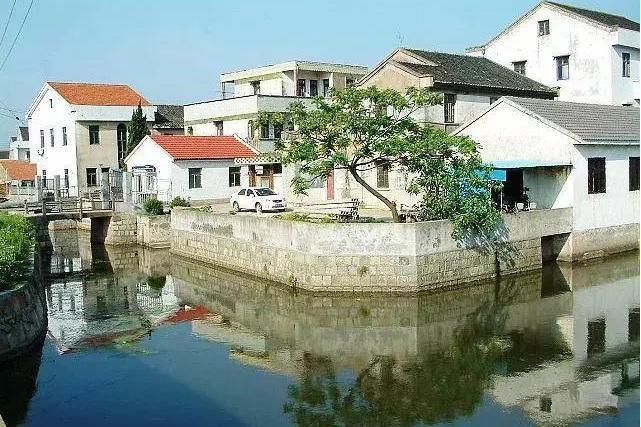 腰塘村(四川省自貢市富順縣李橋鎮下轄村) 腰塘村(四川省自貢市富順縣李橋鎮下轄村)