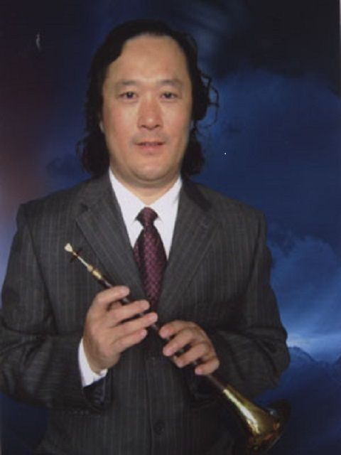 胡春波(大連瓦房店籍國家一級演奏員) 胡春波(大連瓦房店籍國家一級演奏員)