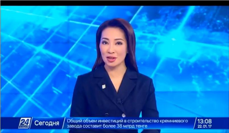 哈薩克斯坦某電視台用俄語播報新聞