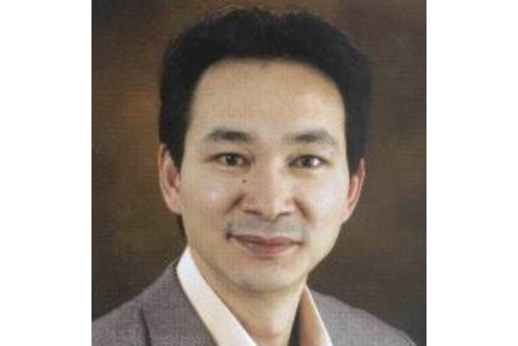 楊新華(上海戲劇學院附屬舞蹈學校副院長) 楊新華(上海戲劇學院附屬舞蹈學校副院長)