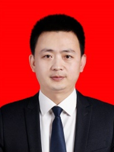 徐志彬(榆樹市育民鄉鄉長) 徐志彬(榆樹市育民鄉鄉長)