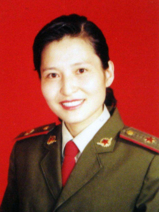 翟蘭蘭(解放軍第153中心醫院特檢科主管技師、書畫家) 翟蘭蘭(解放軍第153中心醫院特檢科主管技師、書畫家)