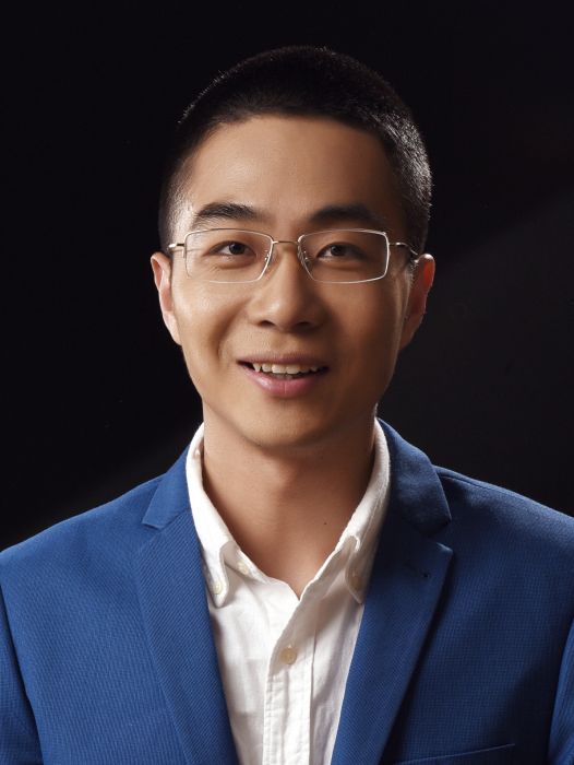 唐銘(燈光設計師) 唐銘(燈光設計師)