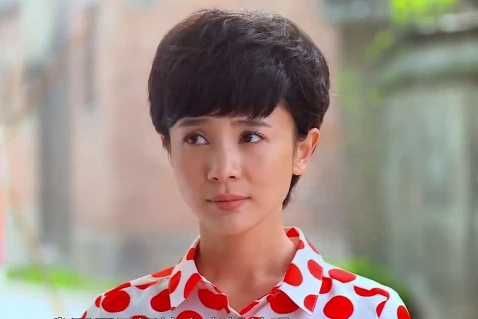 葛紅(《滿倉進城》中的反派角色) 葛紅(《滿倉進城》中的反派角色)