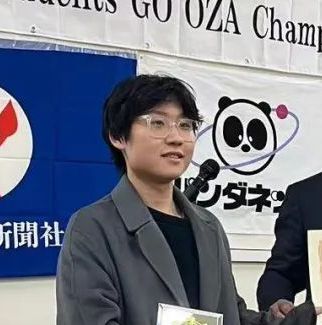 劉嘉琪(棋手、世界學生圍棋王座戰冠軍) 劉嘉琪(棋手、世界學生圍棋王座戰冠軍)