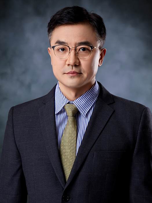 閆亮(鄭州大學第一附屬醫院主任醫師) 閆亮(鄭州大學第一附屬醫院主任醫師)