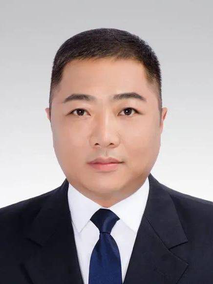 李巍(遼寧省營口市營口經濟技術開發區黨工委委員、管委會副主任) 李巍(遼寧省營口市營口經濟技術開發區黨工委委員、管委會副主任)