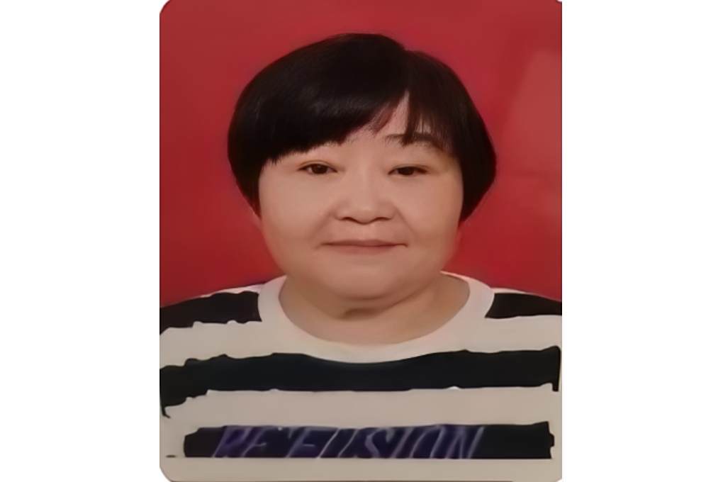 楊倚戈