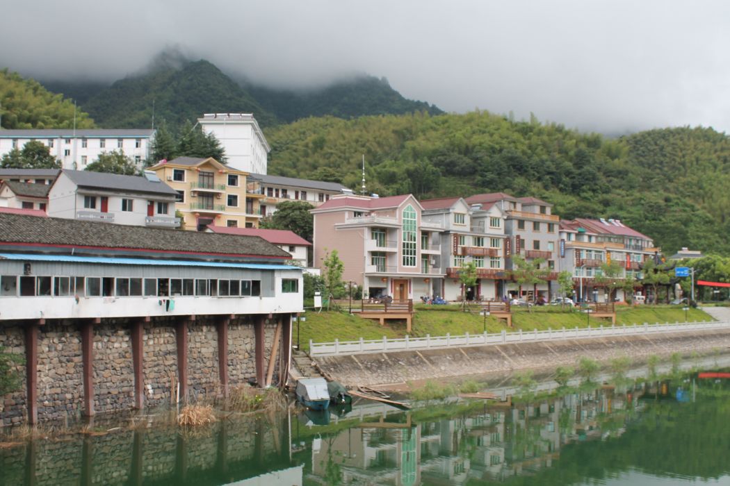 富德村(浙江省杭州市淳安縣石林鎮下轄行政村) 富德村(浙江省杭州市淳安縣石林鎮下轄行政村)