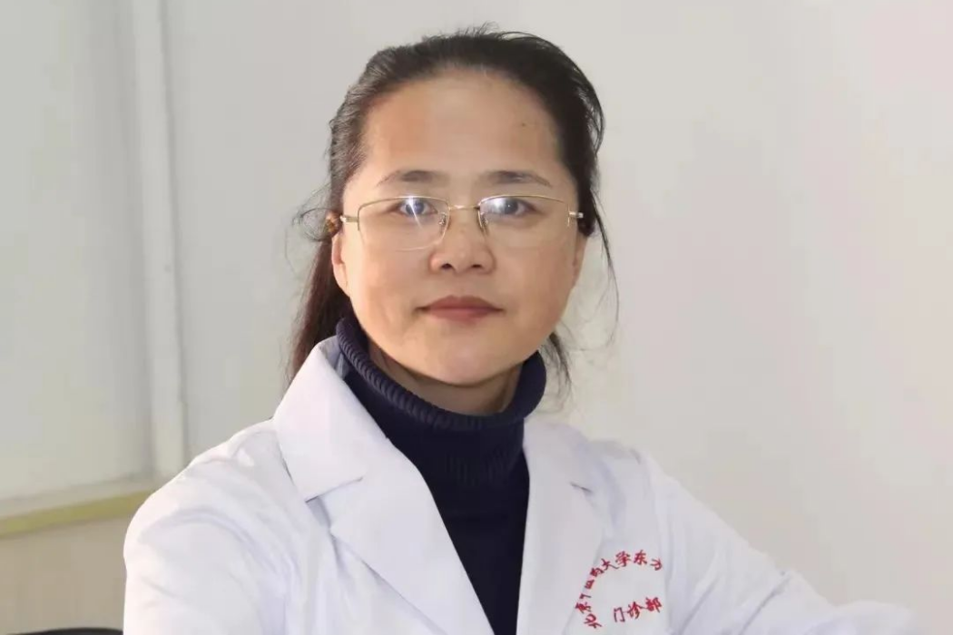 梁躍(北京中醫藥大學東方學院針灸推拿學院副院長) 梁躍(北京中醫藥大學東方學院針灸推拿學院副院長)