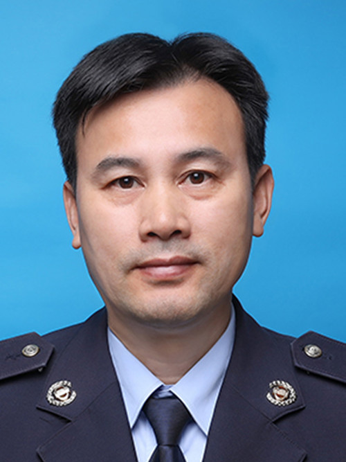 張亞宏(徐聞縣稅務局黨委委員、紀檢組組長) 張亞宏(徐聞縣稅務局黨委委員、紀檢組組長)