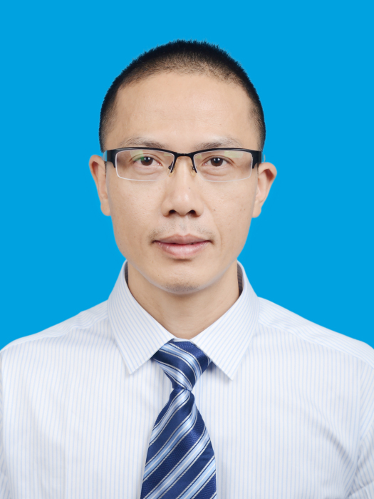 朱小勇(浙江省麗水市蓮都區行政審批中心黨組成員、副主任) 朱小勇(浙江省麗水市蓮都區行政審批中心黨組成員、副主任)
