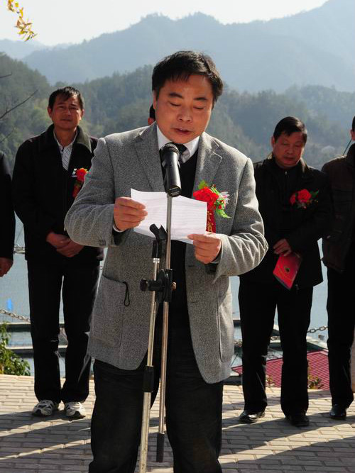 於坤(黑河市水產局副局長) 於坤(黑河市水產局副局長)