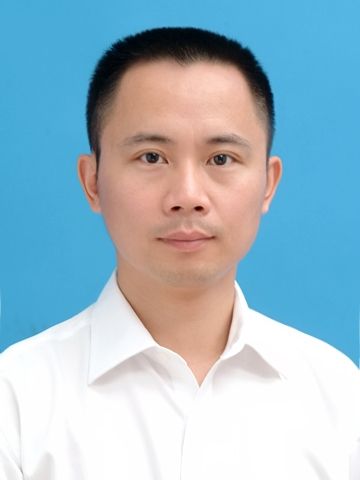 陳雲龍(麗水市住房公積金管理中心龍泉分中心副主任) 陳雲龍(麗水市住房公積金管理中心龍泉分中心副主任)