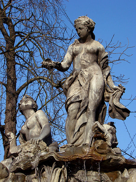 在法國的安菲特里忒雕像