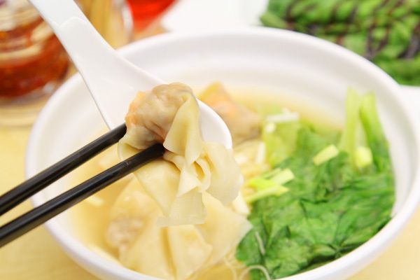 鮮湯雲吞 鮮湯雲吞
