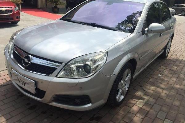 威達(歐寶品牌旗下中型汽車車型)