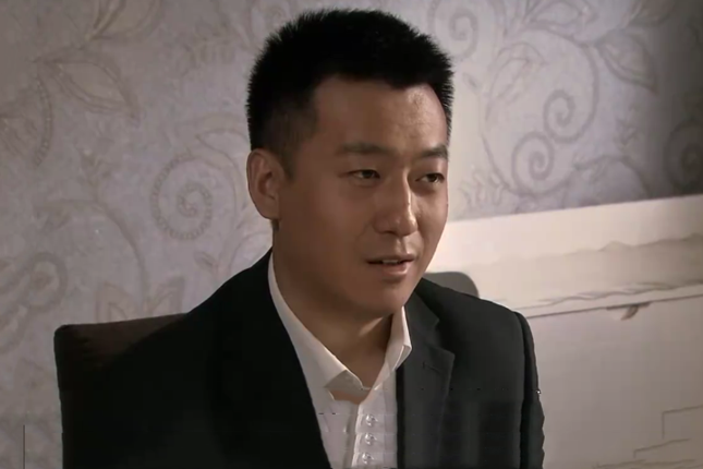 鄭新民(《我們的生活比蜜甜》中的配角)
