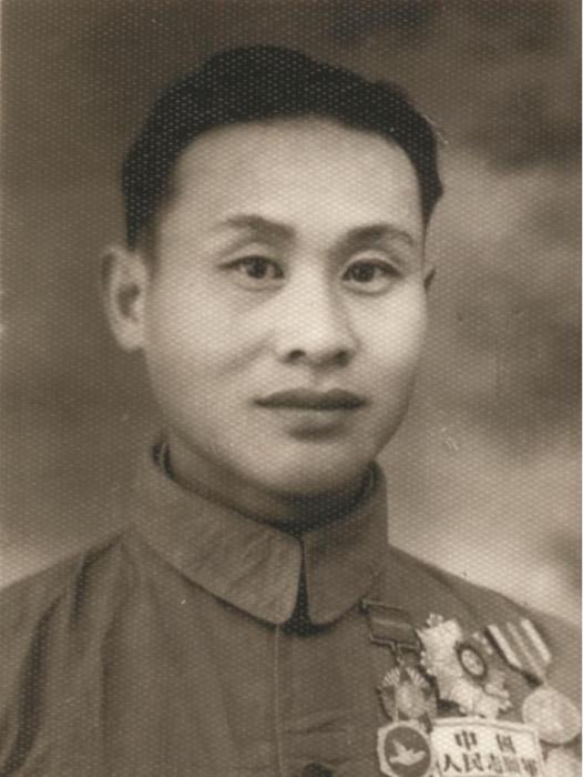陸昌榮 陸昌榮