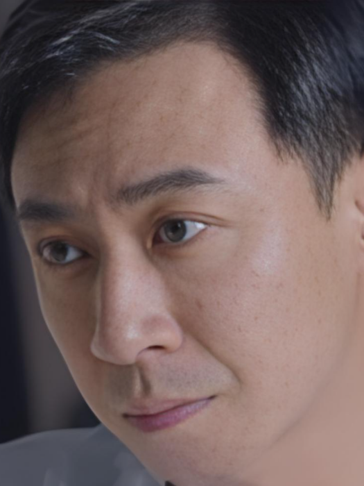 周曉曉(電視劇《媽媽在等你》中的周家第四子，由張維伊飾演)