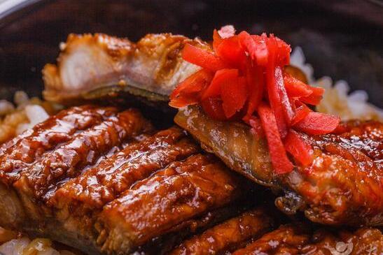 烤鰻魚飯 烤鰻魚飯