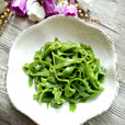 菠菜涼皮 菠菜涼皮