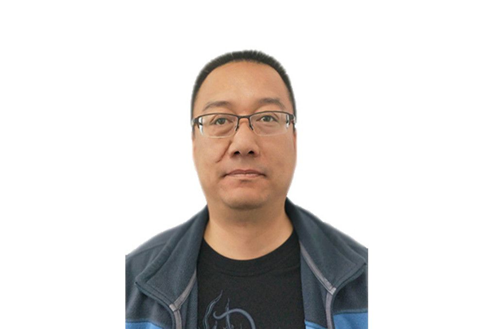 馬文剛(第十二師一Ο四團醫院黨支部書記) 馬文剛(第十二師一Ο四團醫院黨支部書記)