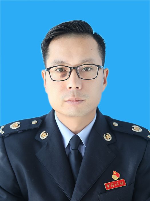 高偉(國家稅務總局祁門縣稅務局黨委委員、副局長) 高偉(國家稅務總局祁門縣稅務局黨委委員、副局長)