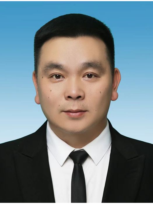 李建雄(浙江省永康市自然資源和規劃局黨委委員、自然資源行政執法隊大隊長) 李建雄(浙江省永康市自然資源和規劃局黨委委員、自然資源行政執法隊大隊長)