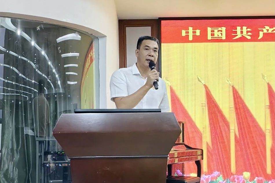 楊永強(惠州市東江高級中學黨委書記) 楊永強(惠州市東江高級中學黨委書記)