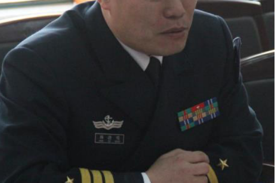 韓德明(海軍福建基地政委) 韓德明(海軍福建基地政委)