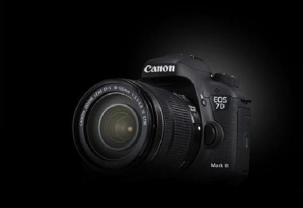 佳能EOS 7D Mark III 佳能EOS 7D Mark III