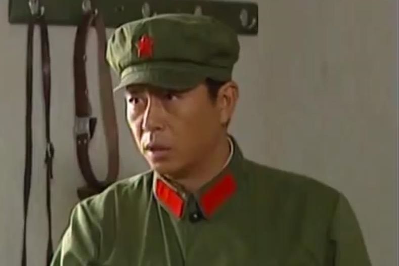 伍亮(電視劇《軍歌嘹亮》中的角色) 伍亮(電視劇《軍歌嘹亮》中的角色)