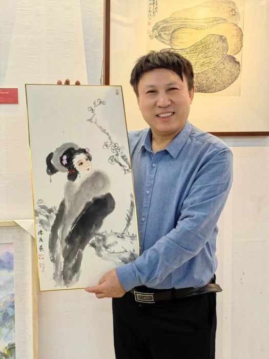 陳德民(新疆絲路書畫院院長) 陳德民(新疆絲路書畫院院長)