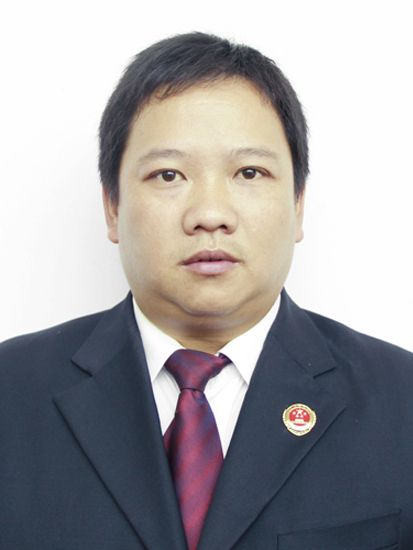 陳學軍(江西省贛州市全南縣人民檢察院檢察委員會專職委員、一級檢察官) 陳學軍(江西省贛州市全南縣人民檢察院檢察委員會專職委員、一級檢察官)