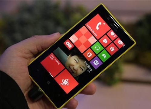 諾基亞Lumia 720T(諾基亞720T)