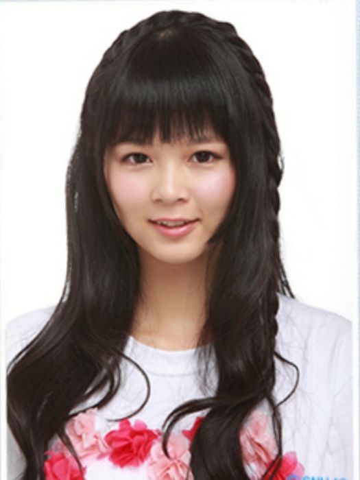 呂思琴(SNH48成員) 呂思琴(SNH48成員)