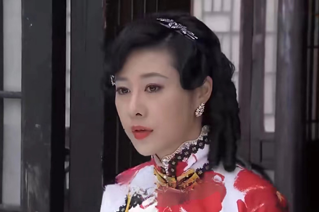 史翠英(戰爭劇《孤雁》中的角色) 史翠英(戰爭劇《孤雁》中的角色)